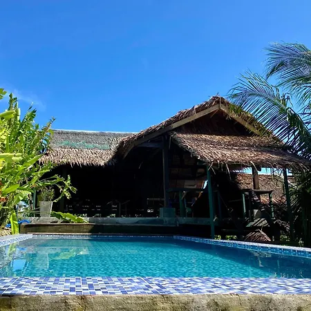 Lexias Hostel And Workspace - Siargao-3